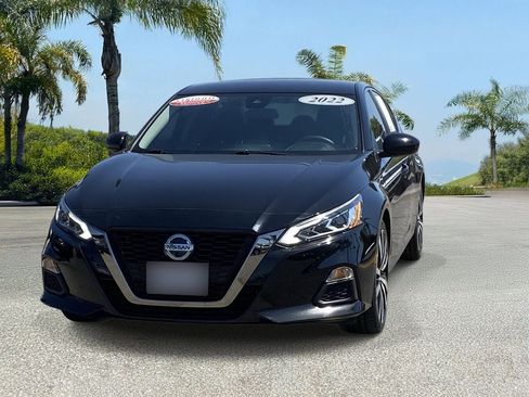 Certified 2022 Nissan Altima 2.5 SR FWD image 7