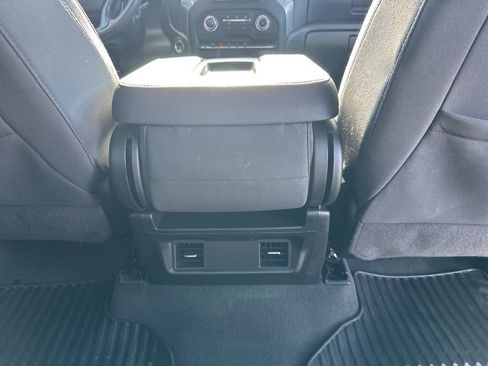 Used 2022 Chevrolet Silverado 1500 Custom image 21