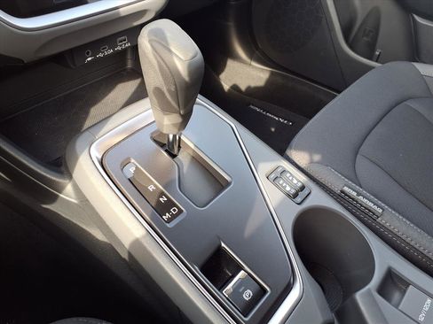 Certified 2025 Subaru Crosstrek 2.0i Premium image 7