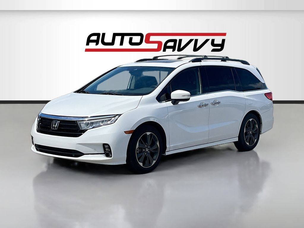 Used 2023 Honda Odyssey Elite image 3