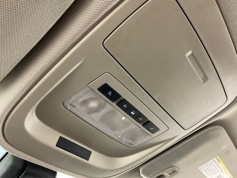 Used 2016 GMC Canyon SLT AWD/4WD image 24