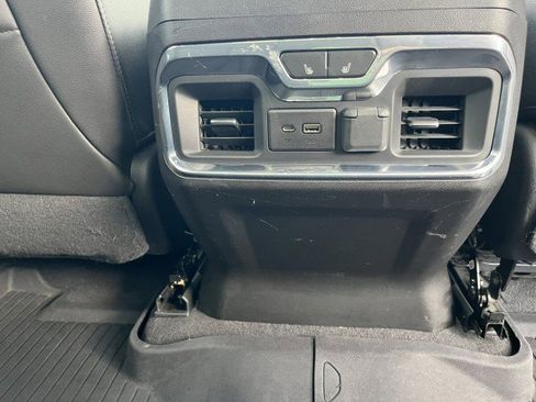 Used 2020 Chevrolet Silverado 2500 LTZ w/ LTZ Plus Package image 19