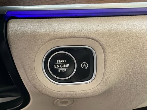 Used 2022 Mercedes-Benz GLE 350 4MATIC w/ AMG Line Exterior image 21