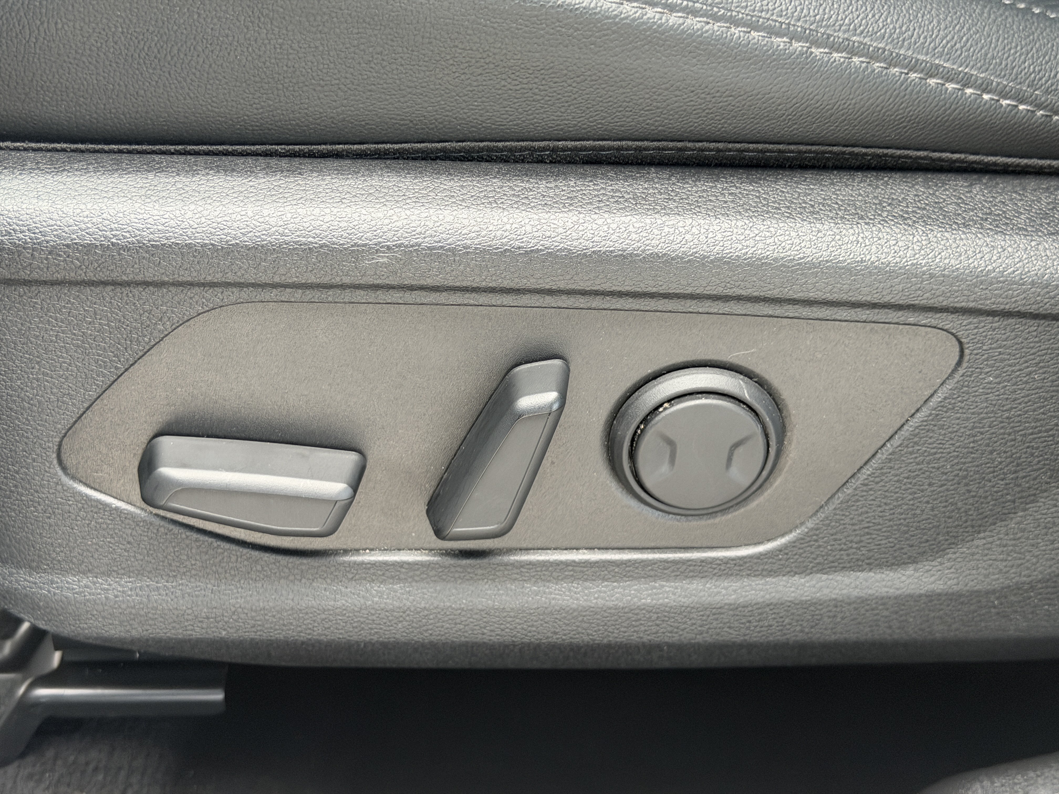 Certified 2023 Kia Sportage SX FWD image 21