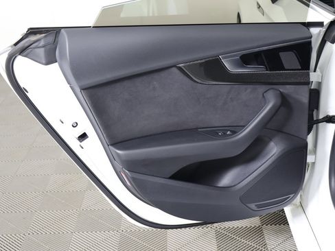 Used 2022 Audi S5 Premium image 26