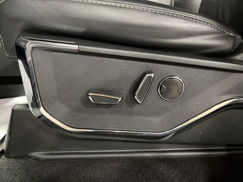 Used 2023 Ford F150 Lariat w/ Equipment Group 502A High image 14