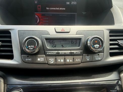 Used 2015 Honda Odyssey EX image 19