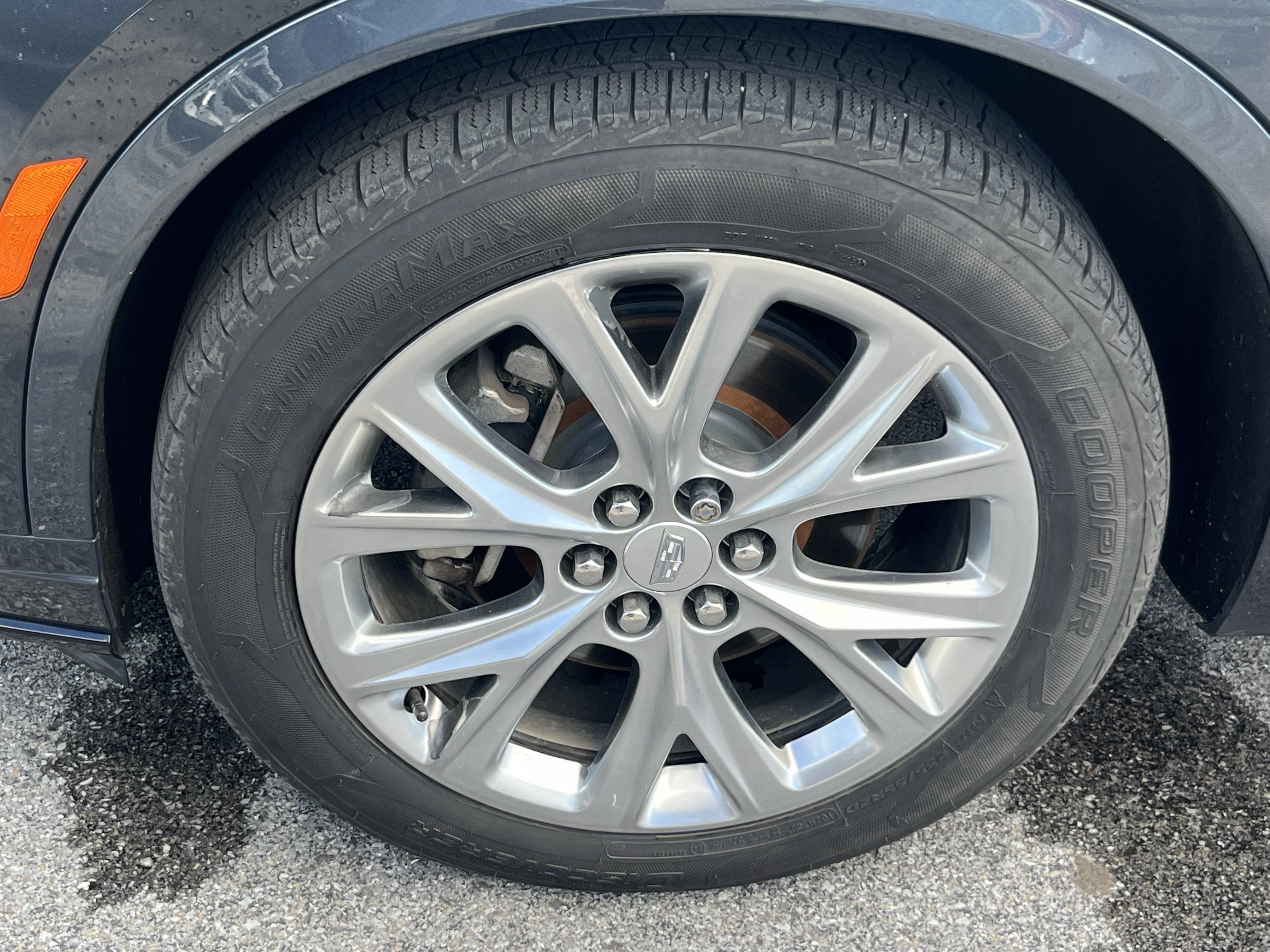 Used 2020 Cadillac XT6 Sport w/ LPO, Floor Liner Package AWD/4WD image 14