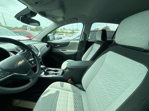 Used 2022 Chevrolet Equinox LS w/ LS Convenience Package FWD image 7