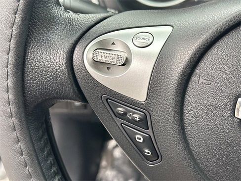 Used 2019 Nissan Sentra SV w/ Special Edition Package image 9