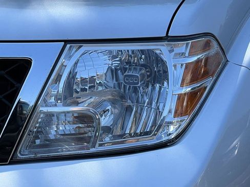 Used 2019 Nissan Frontier SV AWD/4WD image 30