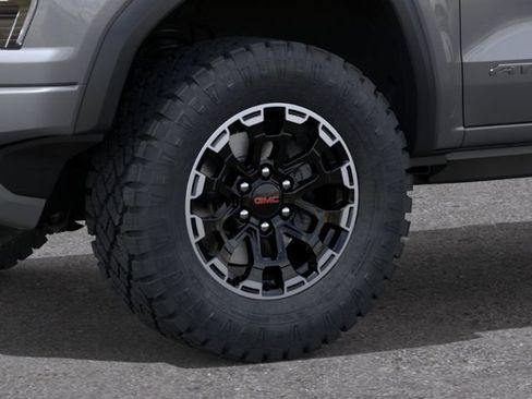New 2026 GMC Canyon AT4 w/ Technology Plus Package AWD/4WD image 9