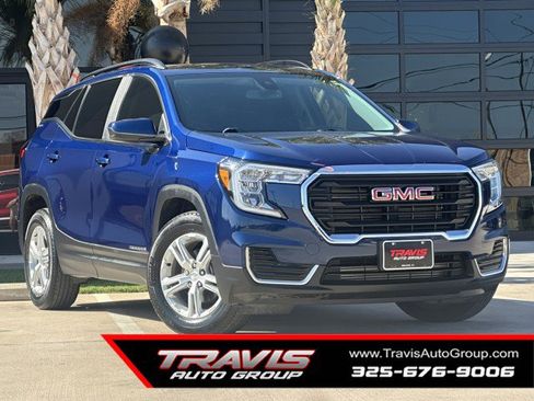 Used 2023 GMC Terrain SLE w/ Driver Convenience Package image 1