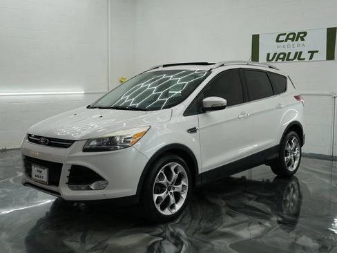 Used 2015 Ford Escape Titanium w/ Equipment Group 301A FWD image 1