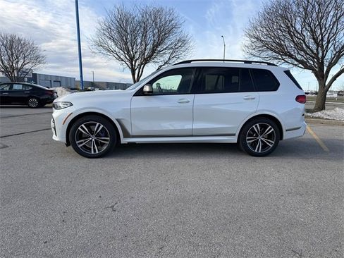 Used 2022 BMW X7 M50i w/ Cold Weather Package image 5