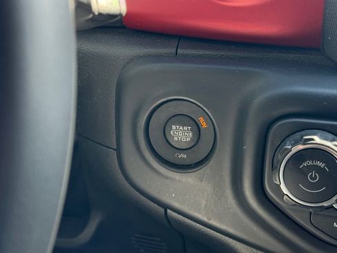 Used 2023 Jeep Wrangler Rubicon image 28