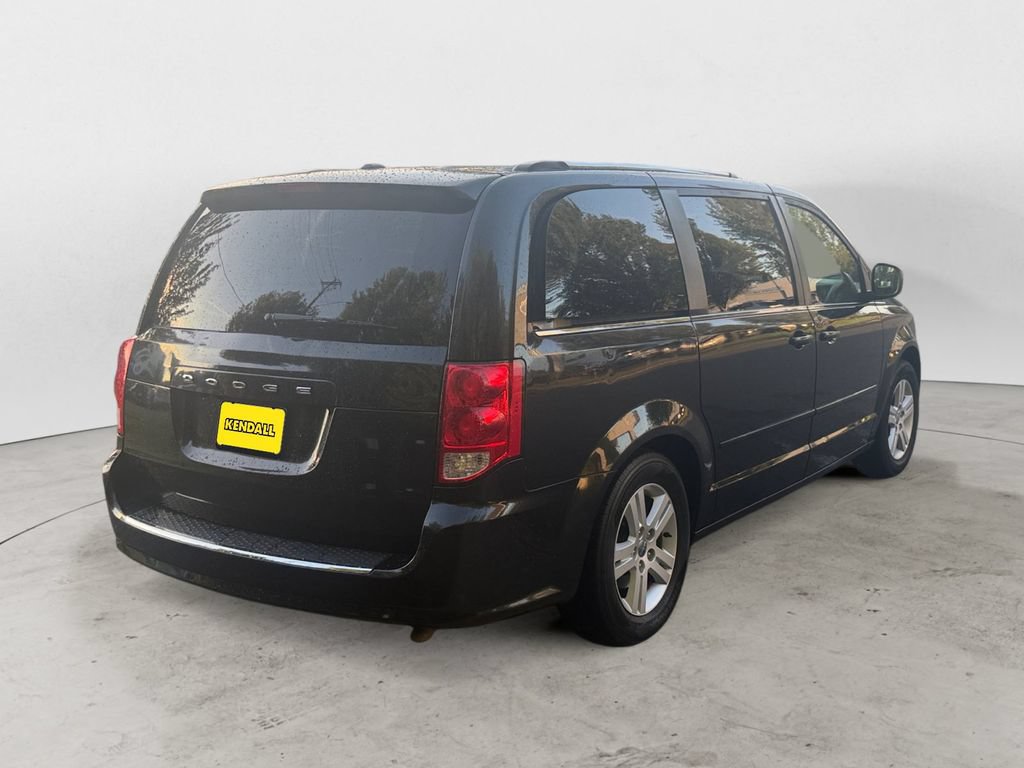 Used 2011 Dodge Grand Caravan Crew w/ Entertainment Group 1 FWD image 5