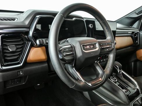 Used 2024 GMC Canyon AT4 w/ Technology Package image 5