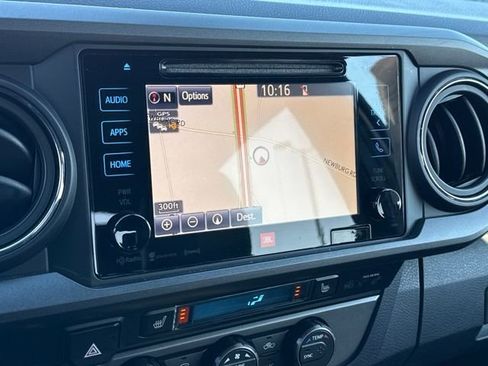 Used 2019 Toyota Tacoma TRD Sport image 58