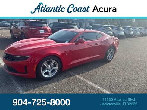 Used 2022 Chevrolet Camaro LT RWD image 1