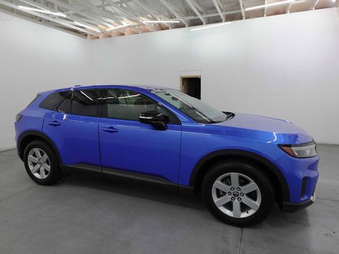 Used 2024 Honda Prologue EX image 4
