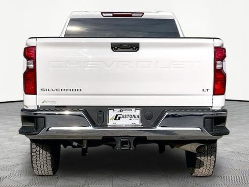 Used 2025 Chevrolet Silverado 2500 LT w/ Convenience Package image 6