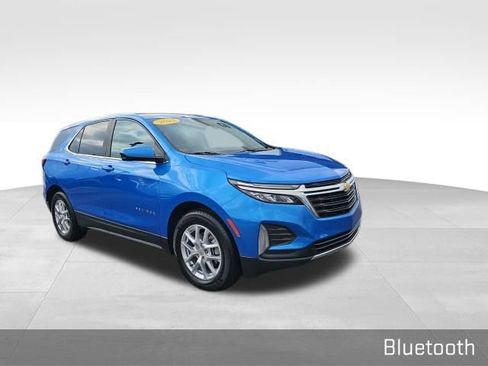 Used 2024 Chevrolet Equinox LT w/ LPO, Floor Liner Package image 2