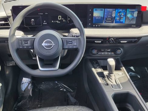 New 2026 Nissan Kicks SV w/ Interior Electronics Package FWD image 5
