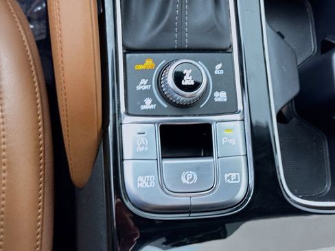 Used 2023 Kia Telluride SX Prestige X-Pro AWD/4WD image 14