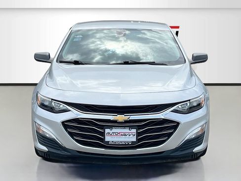 Used 2020 Chevrolet Malibu LS FWD image 2