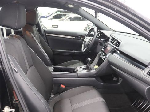 Used 2020 Honda Civic Sport image 21