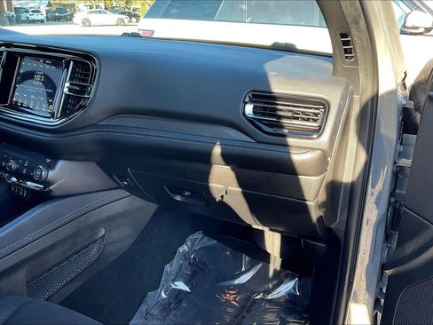 Used 2023 Dodge Durango SXT Launch Edition image 33