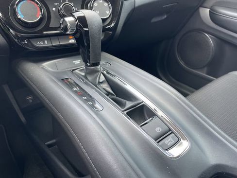 Used 2022 Honda HR-V LX image 20