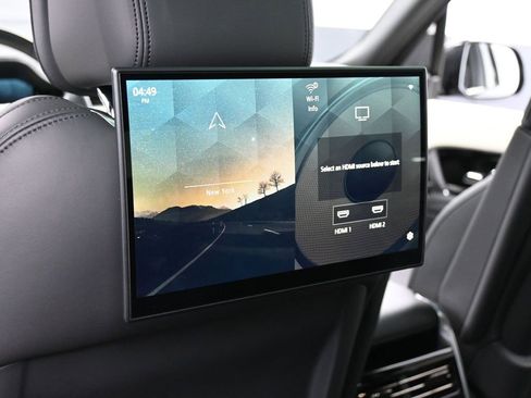 Used 2023 Land Rover Range Rover Autobiography image 29