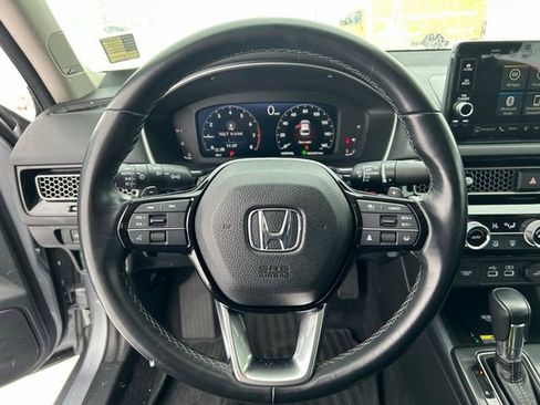 Used 2023 Honda Civic Touring image 22