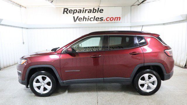 Used 2021 Jeep Compass Latitude w/ Convenience Group AWD/4WD image 1