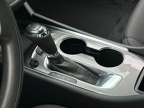 Used 2020 Chevrolet Malibu LS w/ Driver Confidence Package II image 19