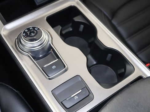 Used 2024 Ford Edge SEL w/ Convenience Package image 25