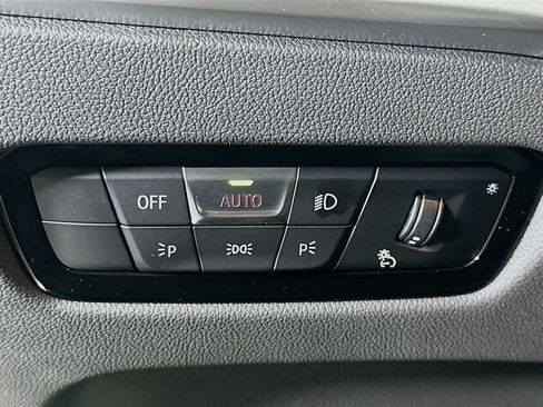 Used 2025 BMW 330i Sedan image 17