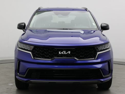 Used 2022 Kia Sorento S FWD image 2