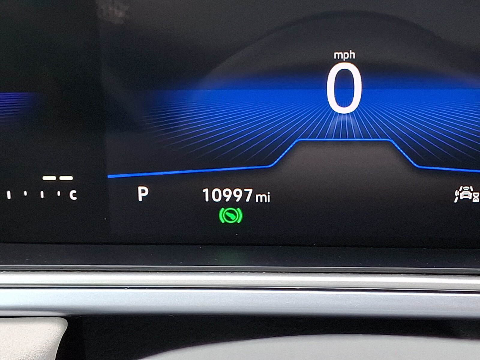 Used 2025 Volkswagen Taos SE FWD image 19