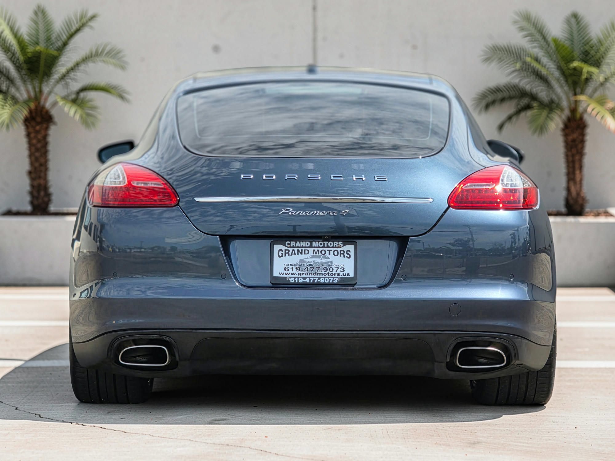 Used 2012 Porsche Panamera 4 w/ Premium Pkg Plus AWD/4WD image 6