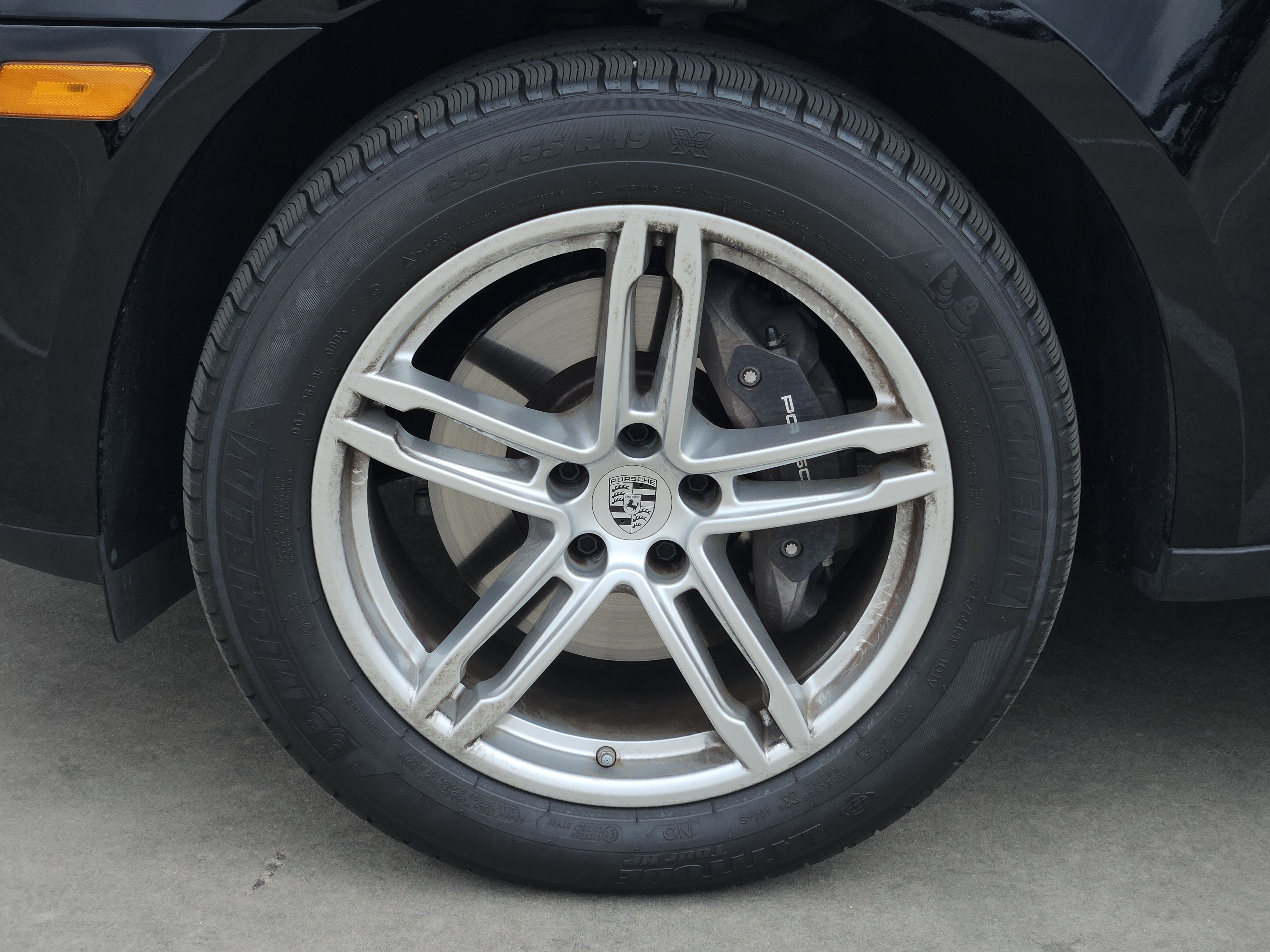 Certified 2026 Porsche Macan AWD/4WD image 14