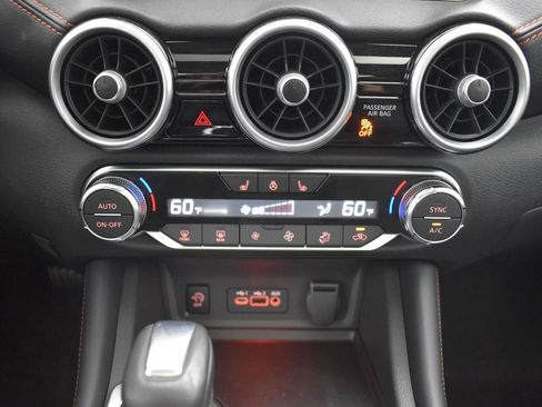 New 2025 Nissan Sentra SR w/ SR Premium Package image 11