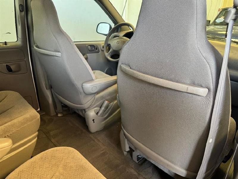 Used 2003 Dodge Caravan SE FWD image 34