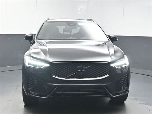 New 2026 Volvo XC60 B5 Ultra w/ Protection Package Premier image 3