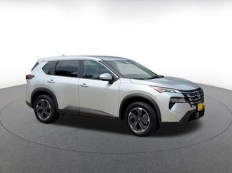 Used 2025 Nissan Rogue SV FWD video 2