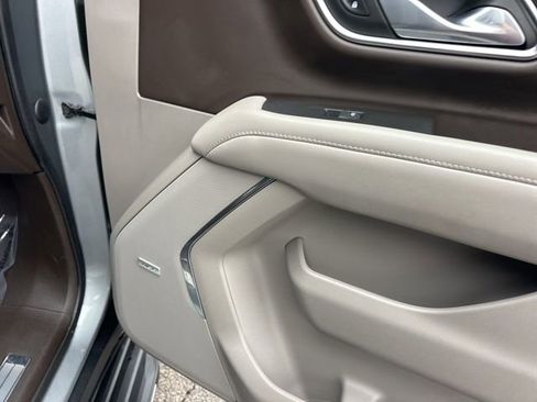 Used 2023 Chevrolet Tahoe LT image 11