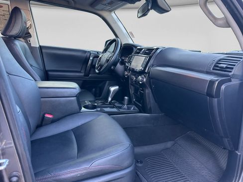 Used 2020 Toyota 4Runner TRD Off-Road Premium w/ Moonroof Package AWD/4WD image 16