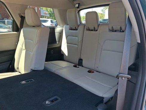 Certified 2023 Nissan Pathfinder SL AWD/4WD image 11